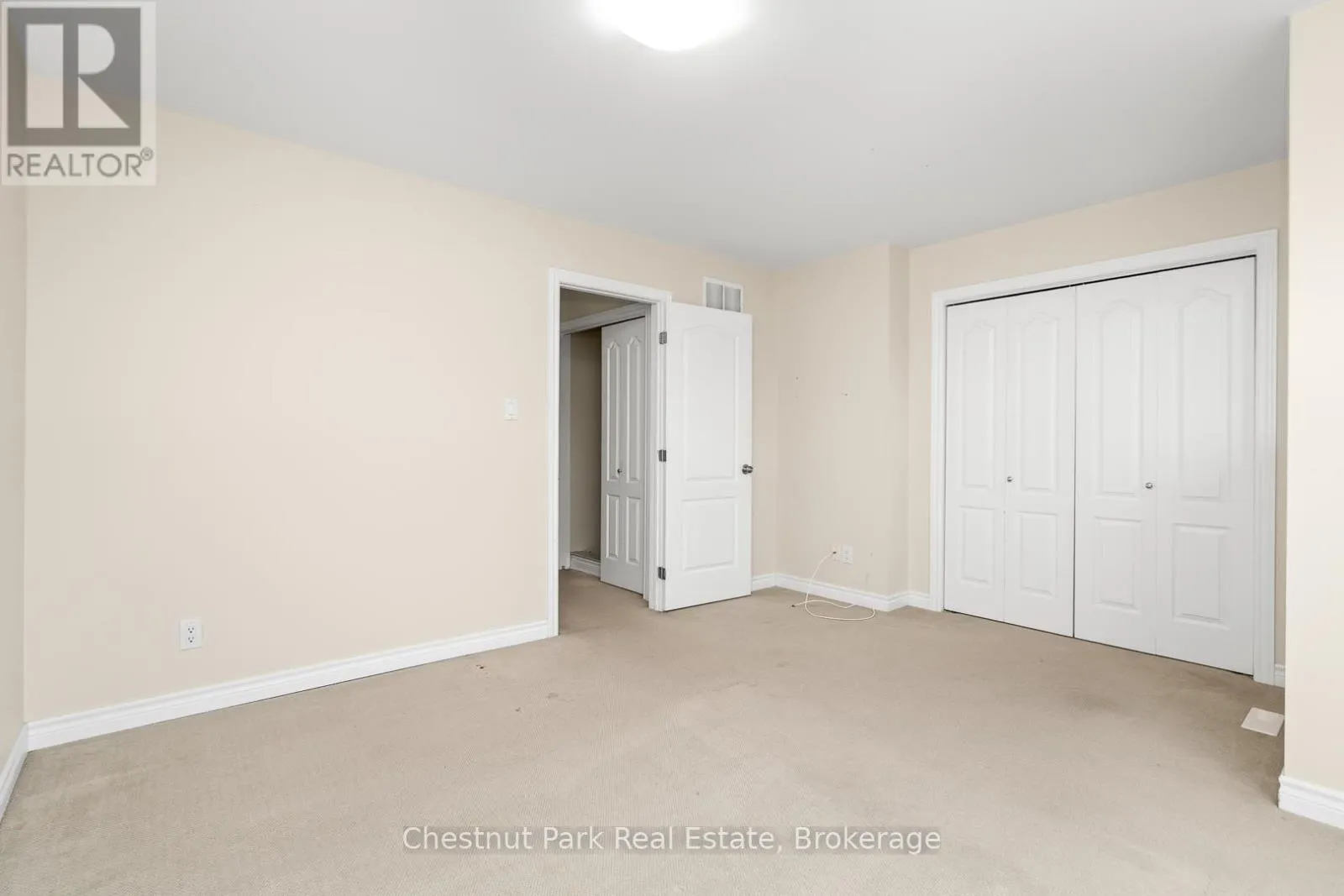3 - 37 SILVER STREET, #3