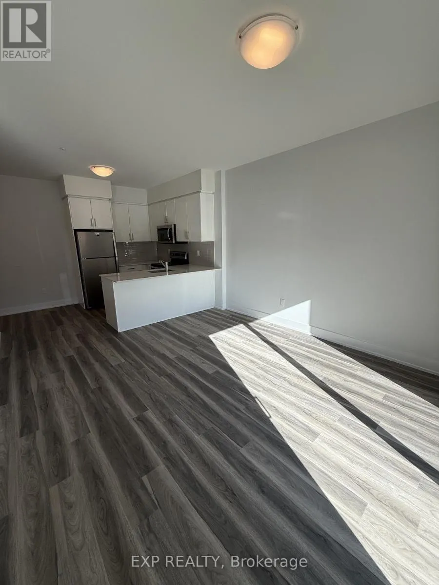 116 - 1100 LACKNER PLACE S