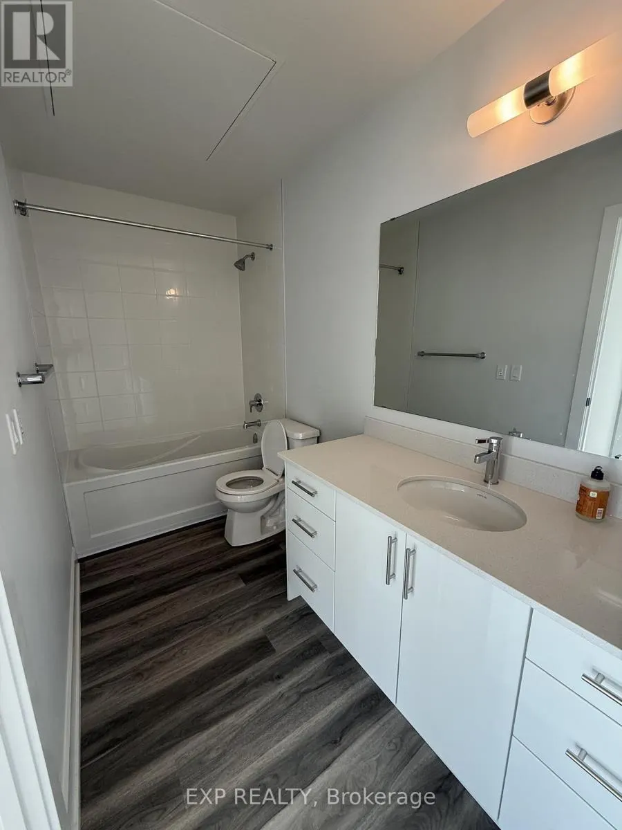 116 - 1100 LACKNER PLACE S