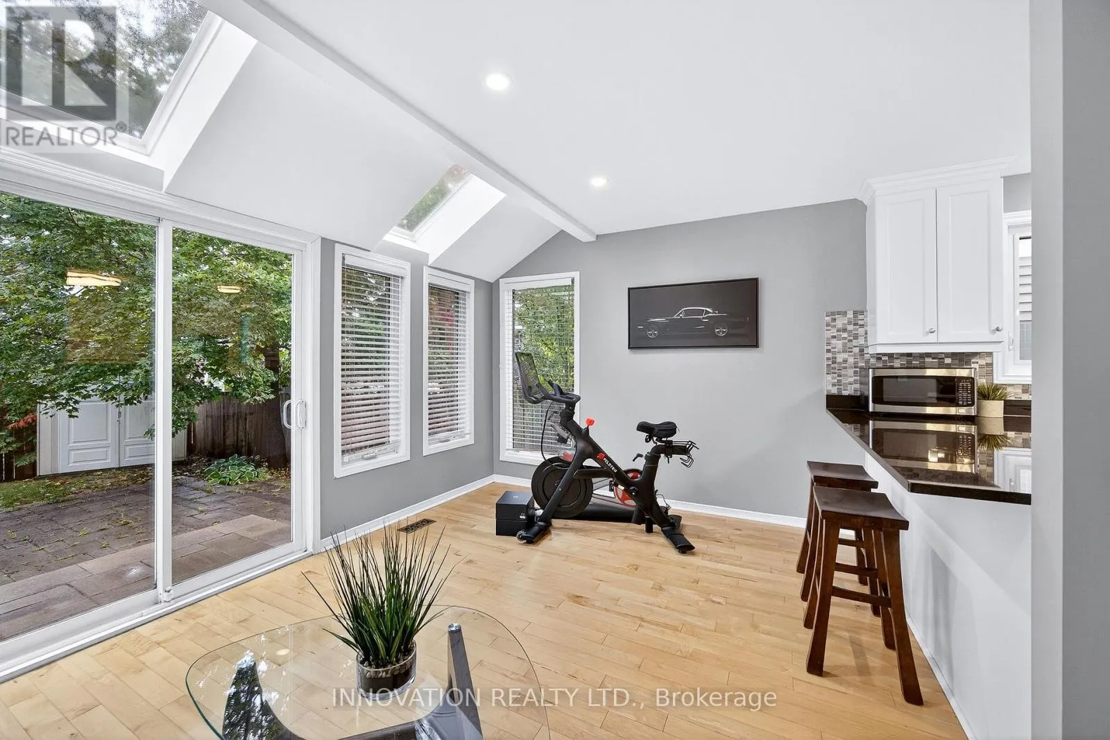 7 HYANNIS AVENUE