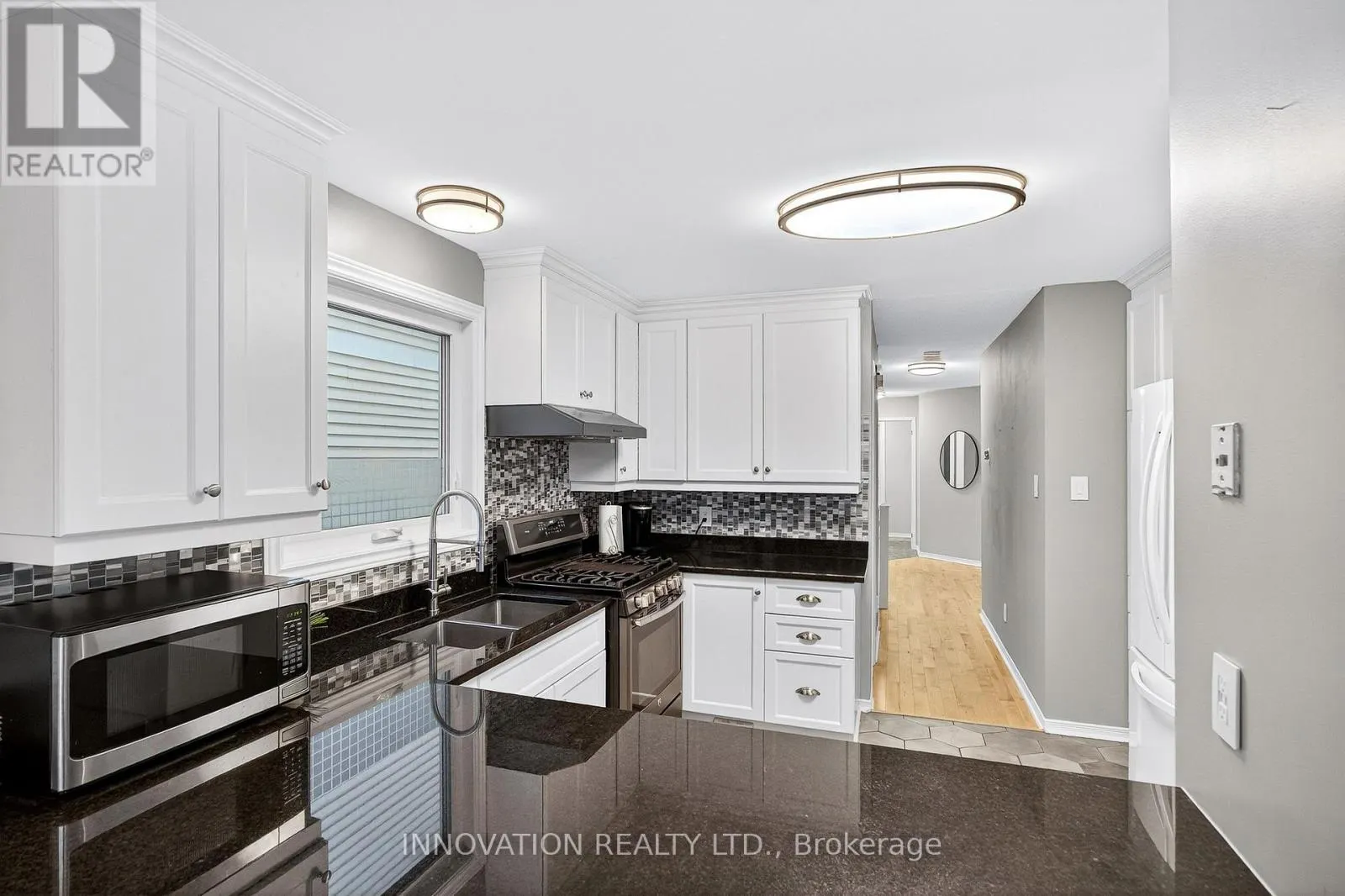 7 HYANNIS AVENUE