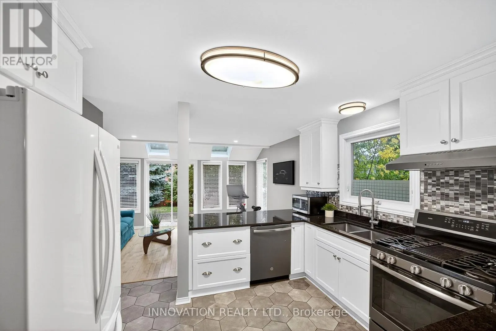 7 HYANNIS AVENUE