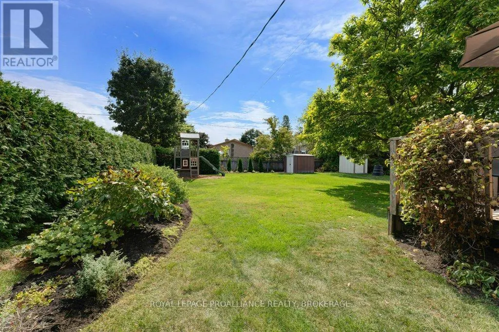 4 GLENAIRE MEWS