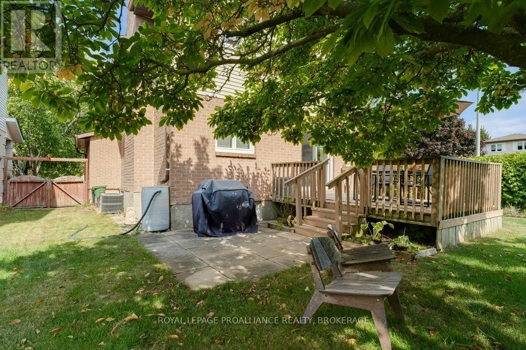 4 GLENAIRE MEWS