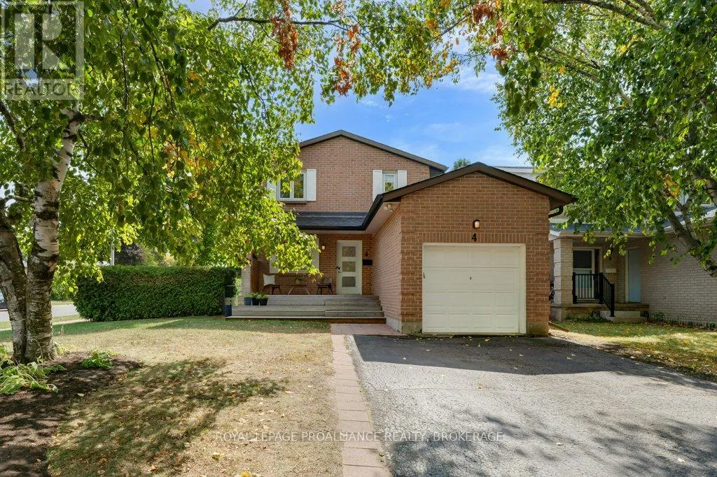 4 GLENAIRE MEWS