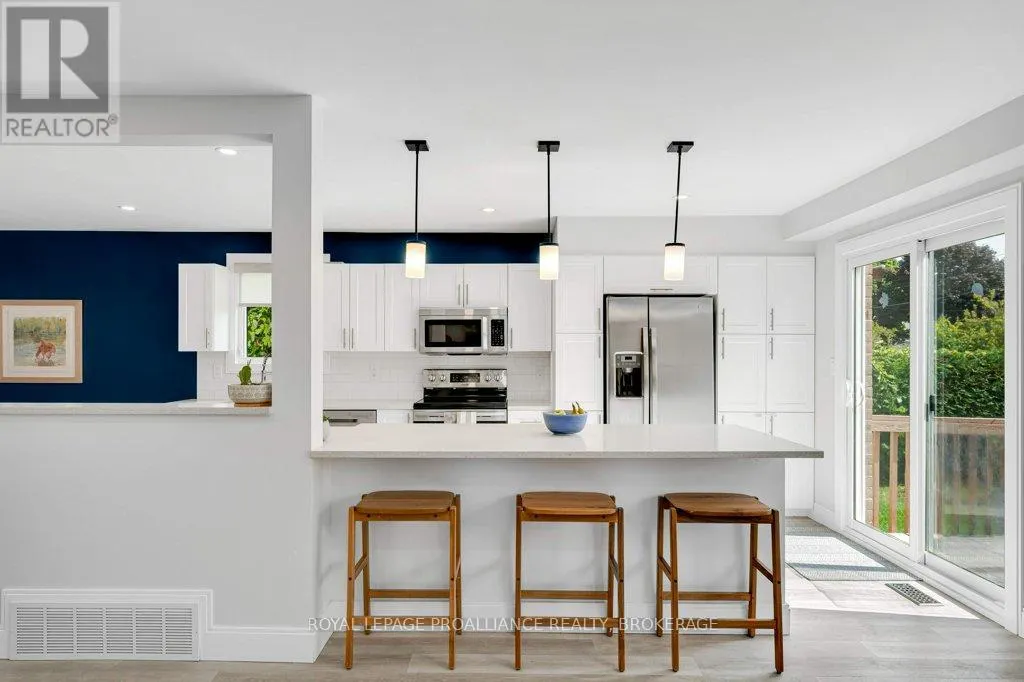 4 GLENAIRE MEWS