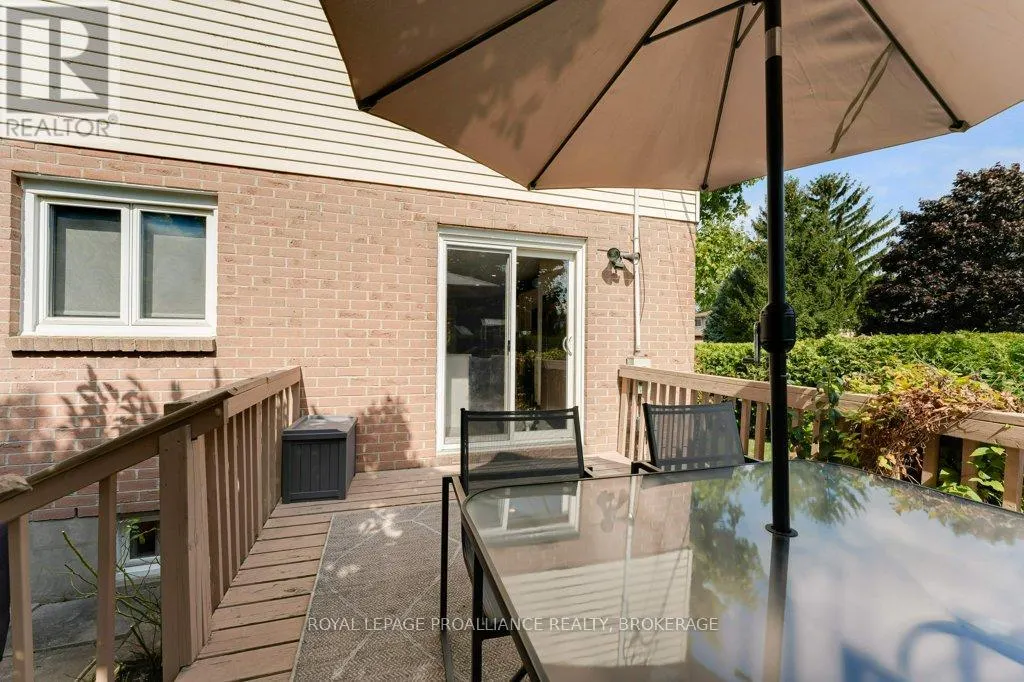 4 GLENAIRE MEWS