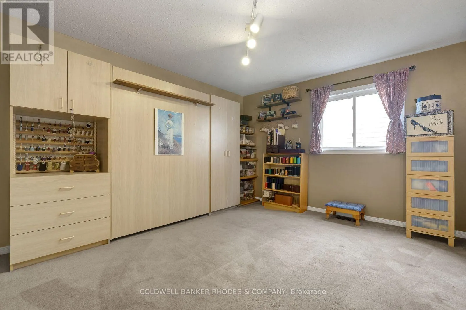 12 BRAMBLEGROVE CRESCENT