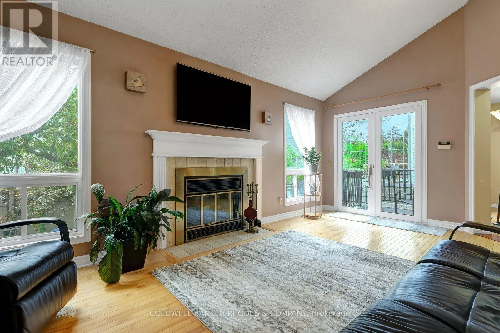 12 BRAMBLEGROVE CRESCENT