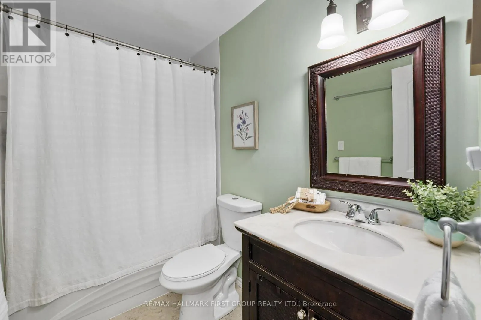 A6 - 400 WESTWOOD DRIVE