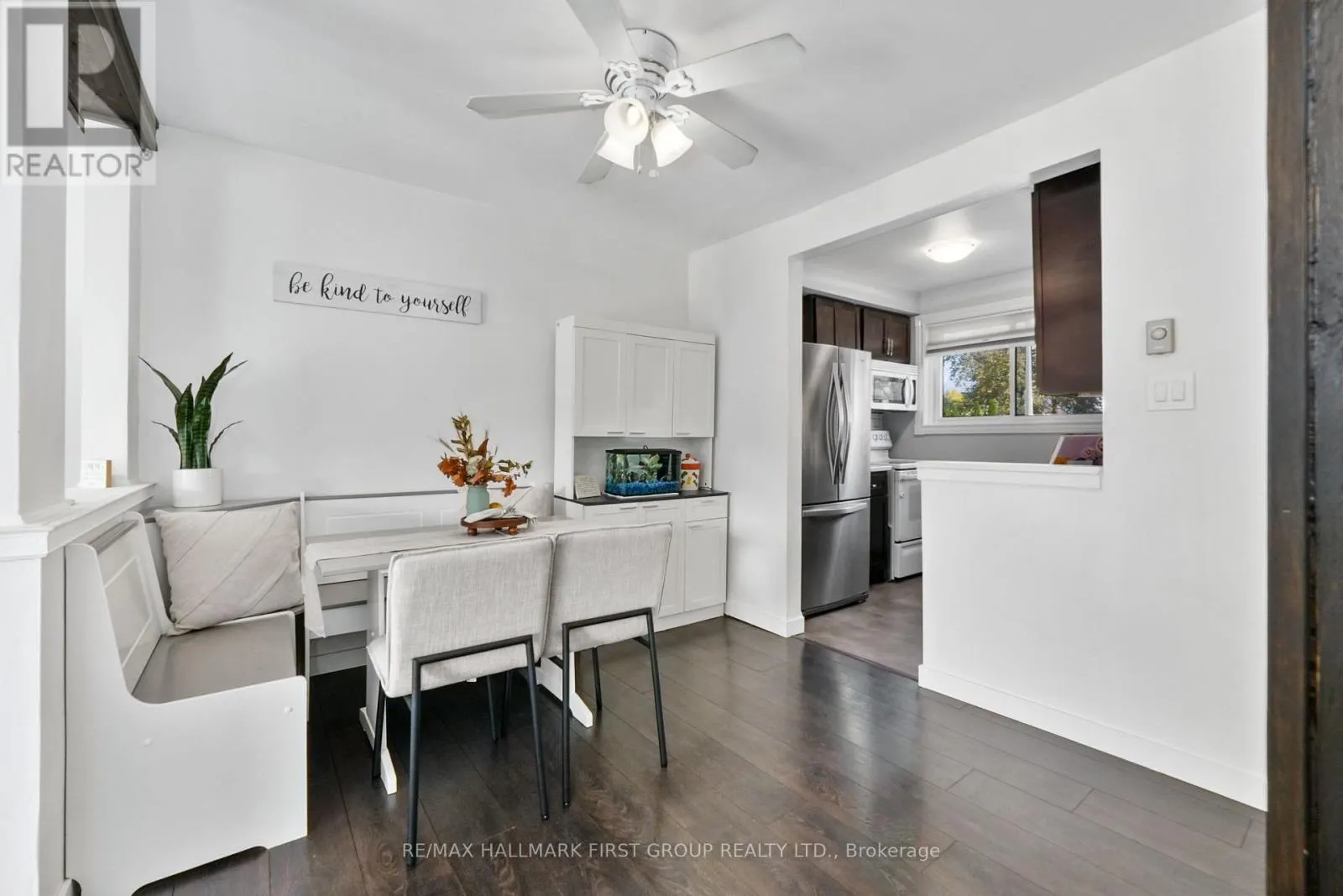 A6 - 400 WESTWOOD DRIVE