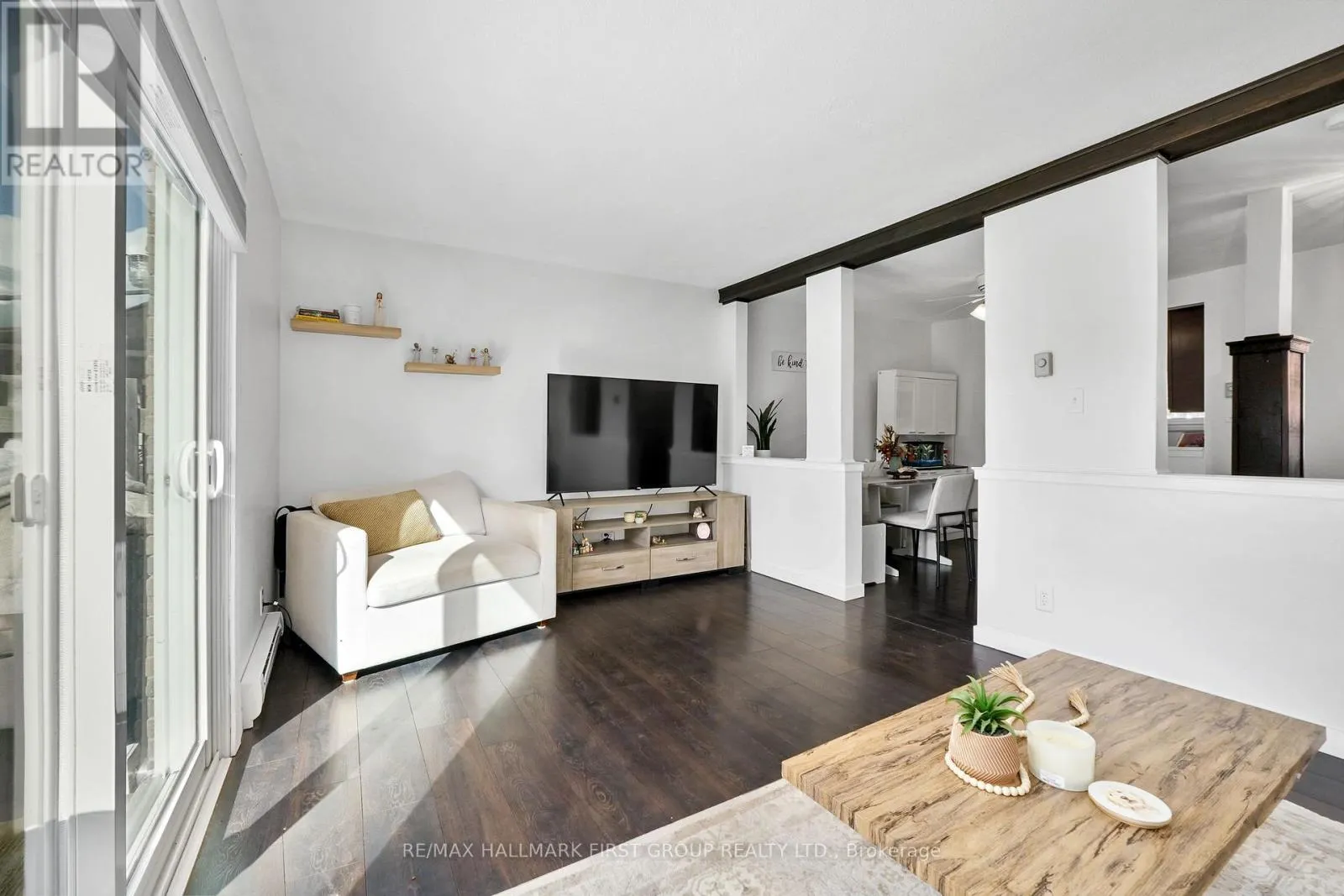 A6 - 400 WESTWOOD DRIVE