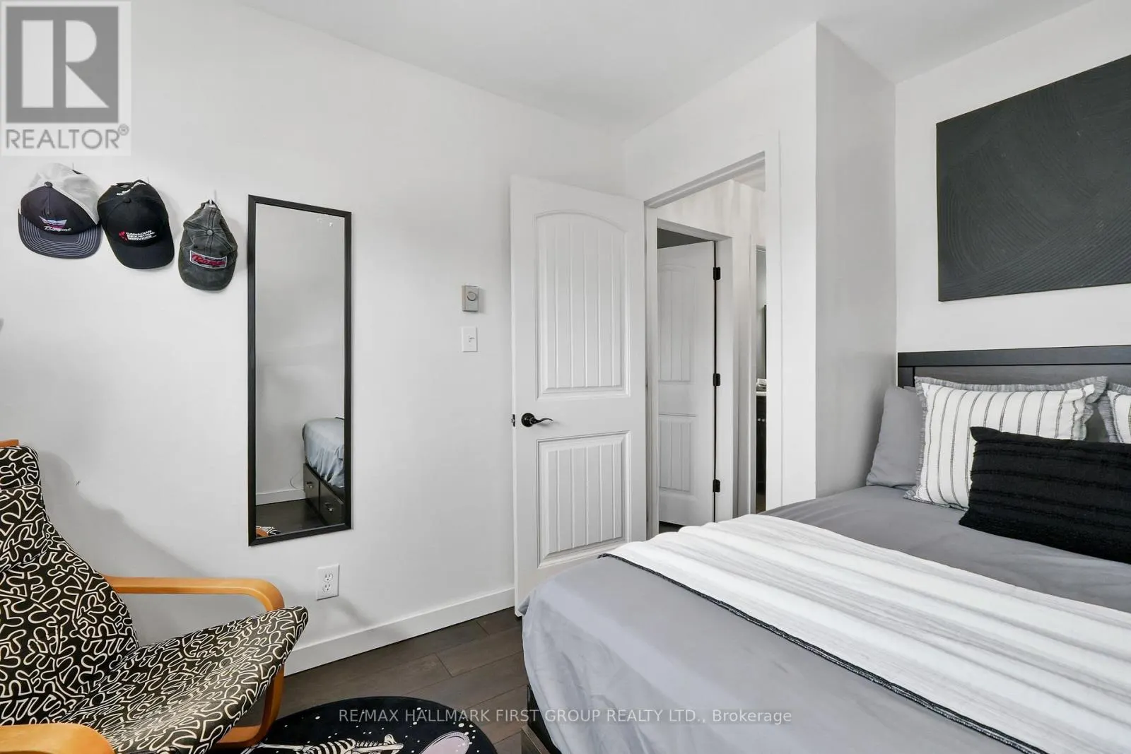 A6 - 400 WESTWOOD DRIVE