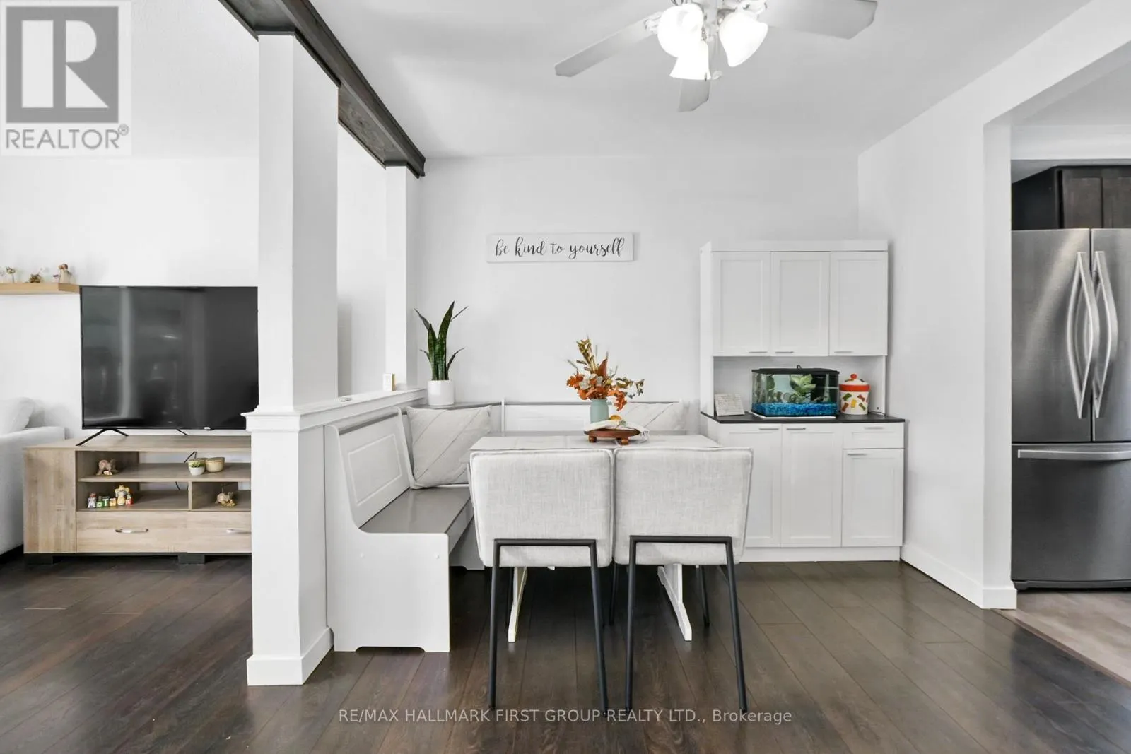 A6 - 400 WESTWOOD DRIVE