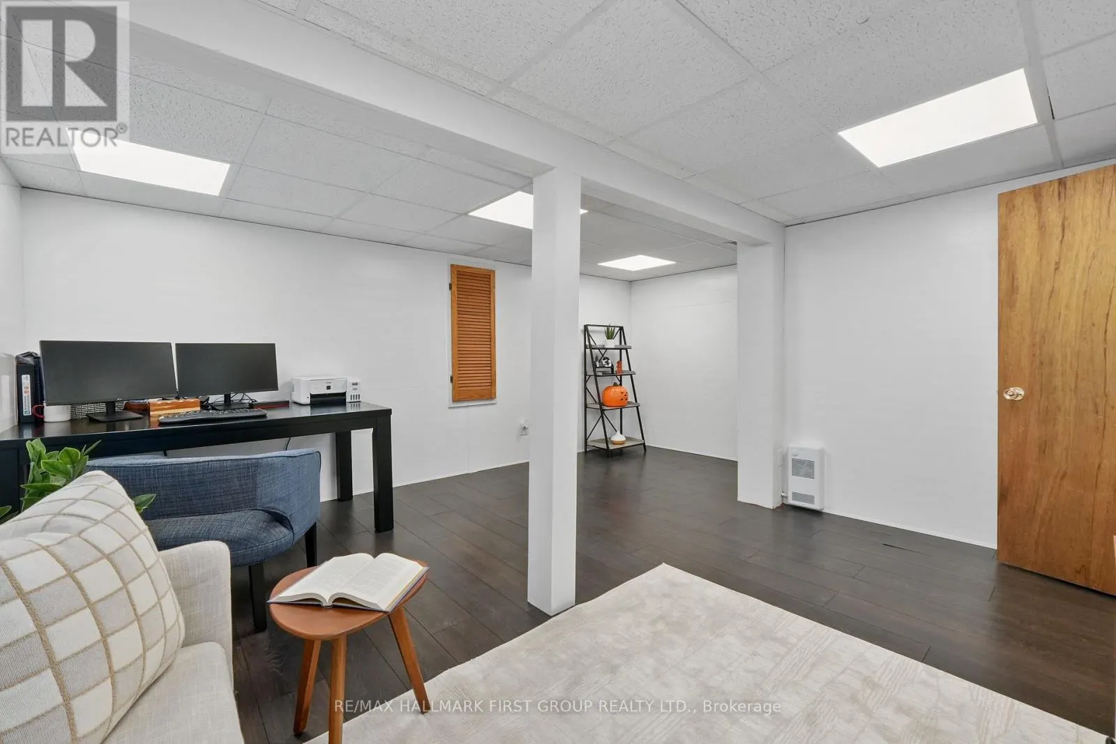 A6 - 400 WESTWOOD DRIVE