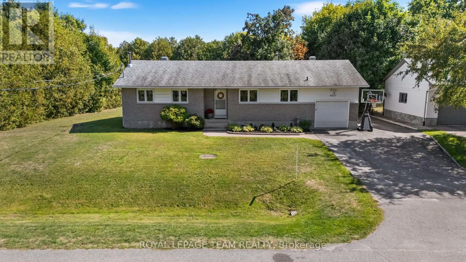 6521 JACK PINE CRESCENT