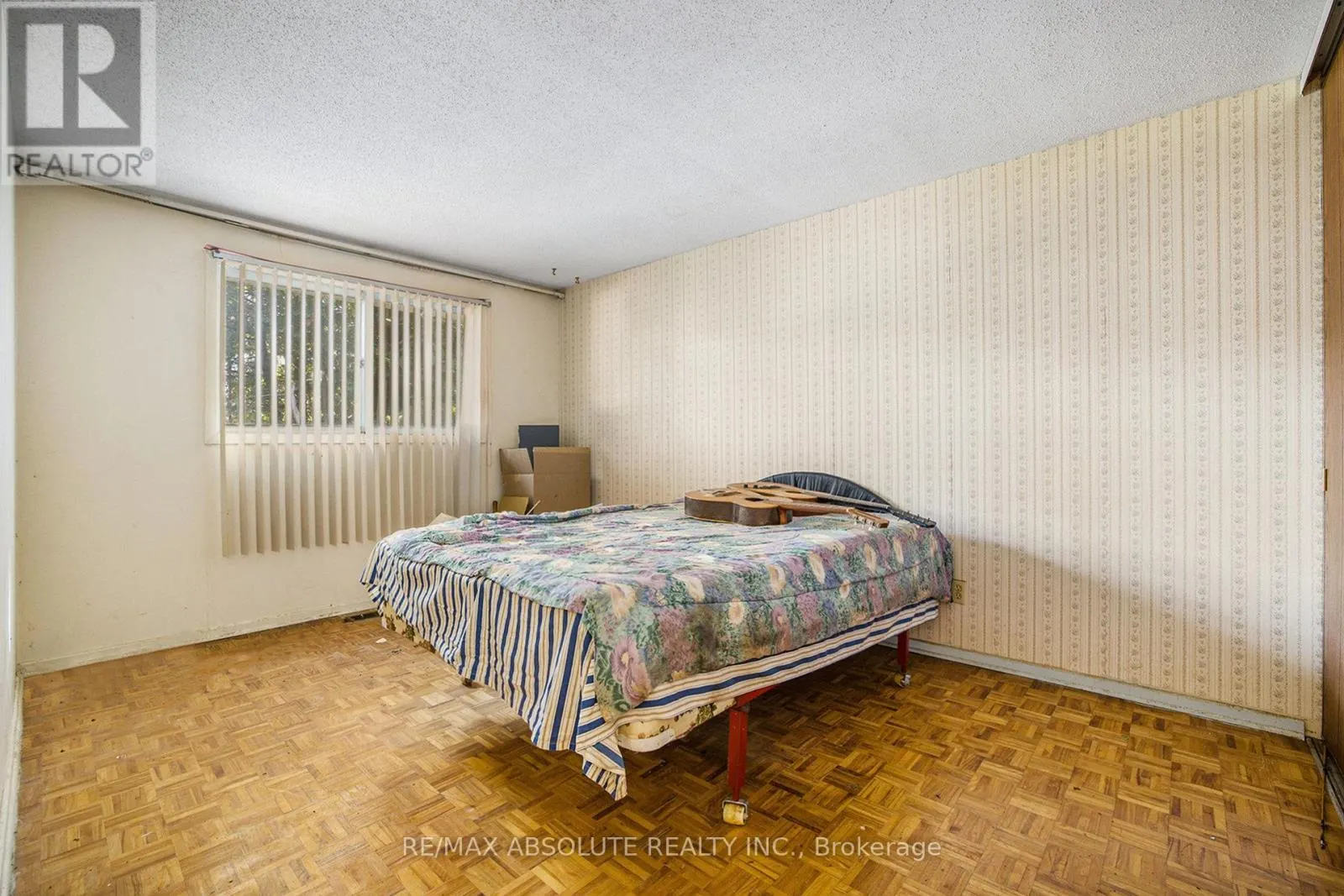 120 WOODFIELD DRIVE