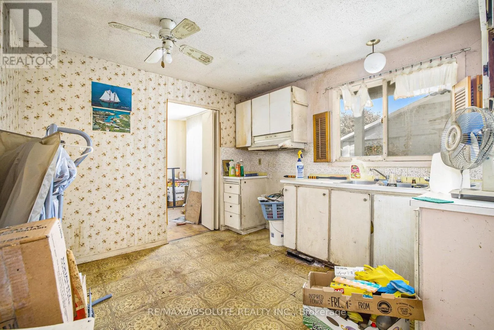 120 WOODFIELD DRIVE