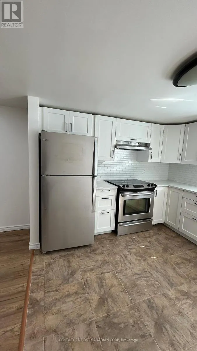 UNIT 3 - LOWER - 1473 ADELAIDE STREET N