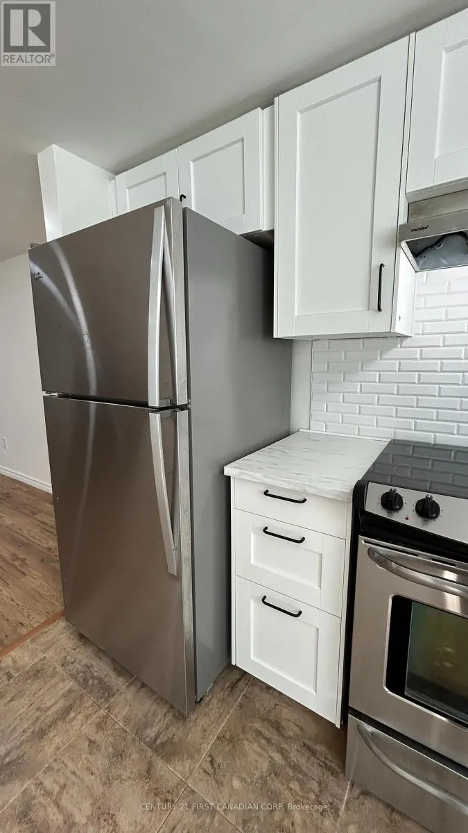 UNIT 3 - LOWER - 1473 ADELAIDE STREET N