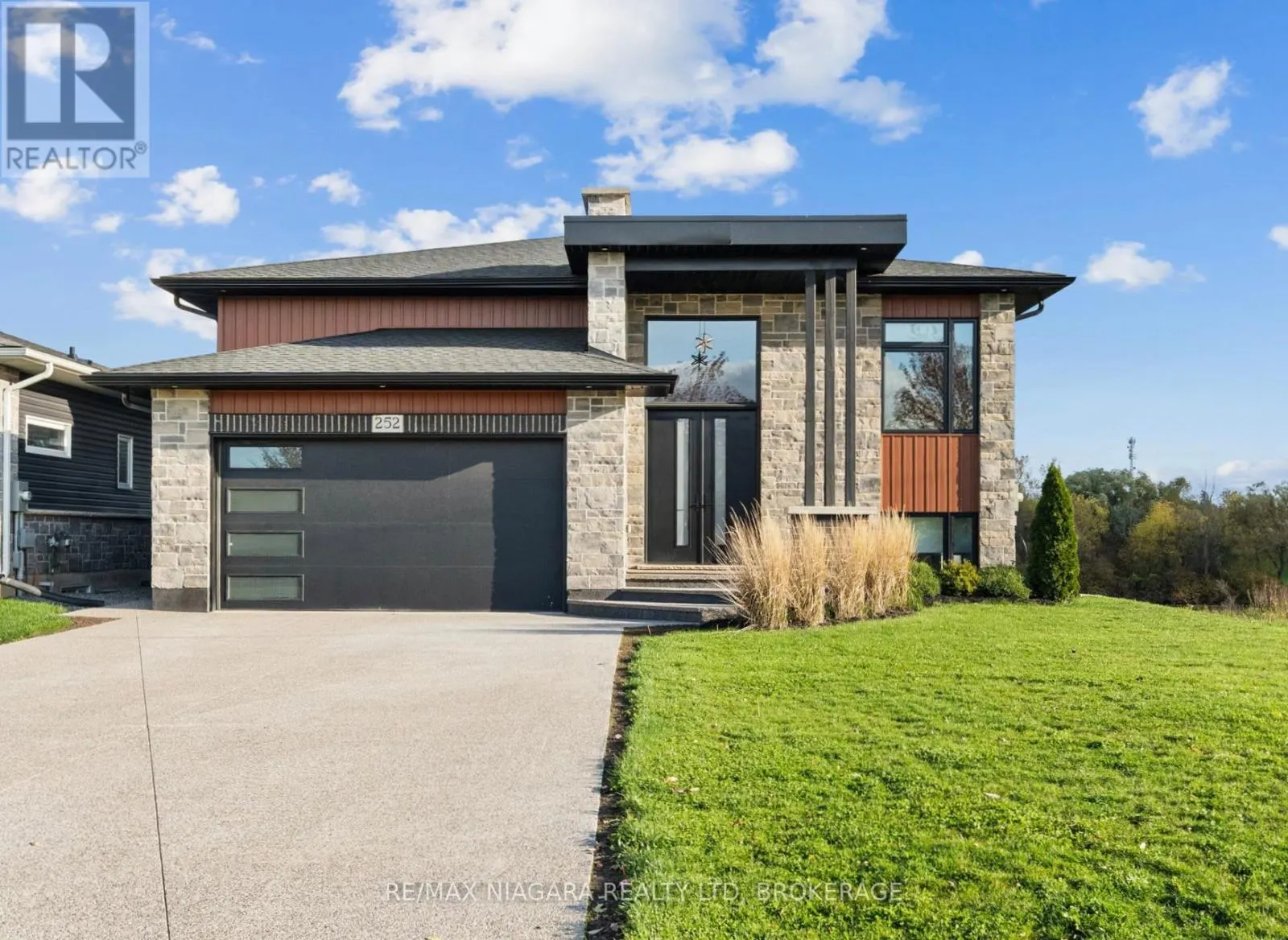 252 COLBECK DRIVE