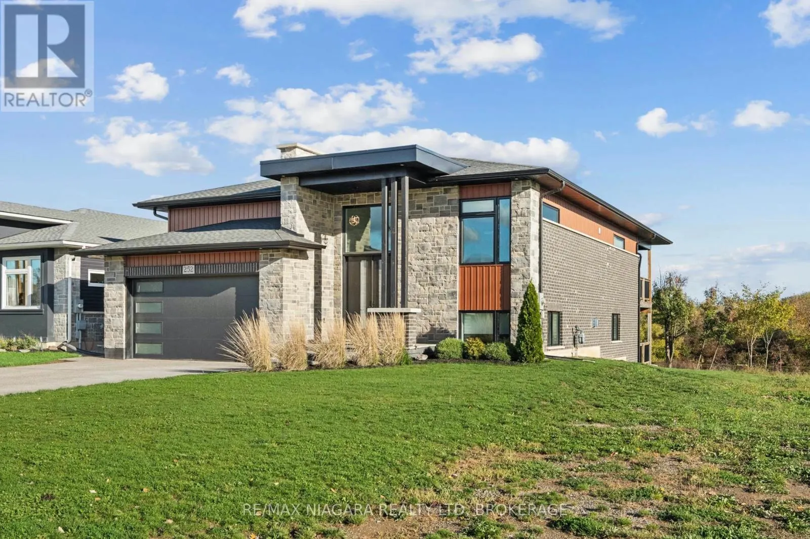 252 COLBECK DRIVE