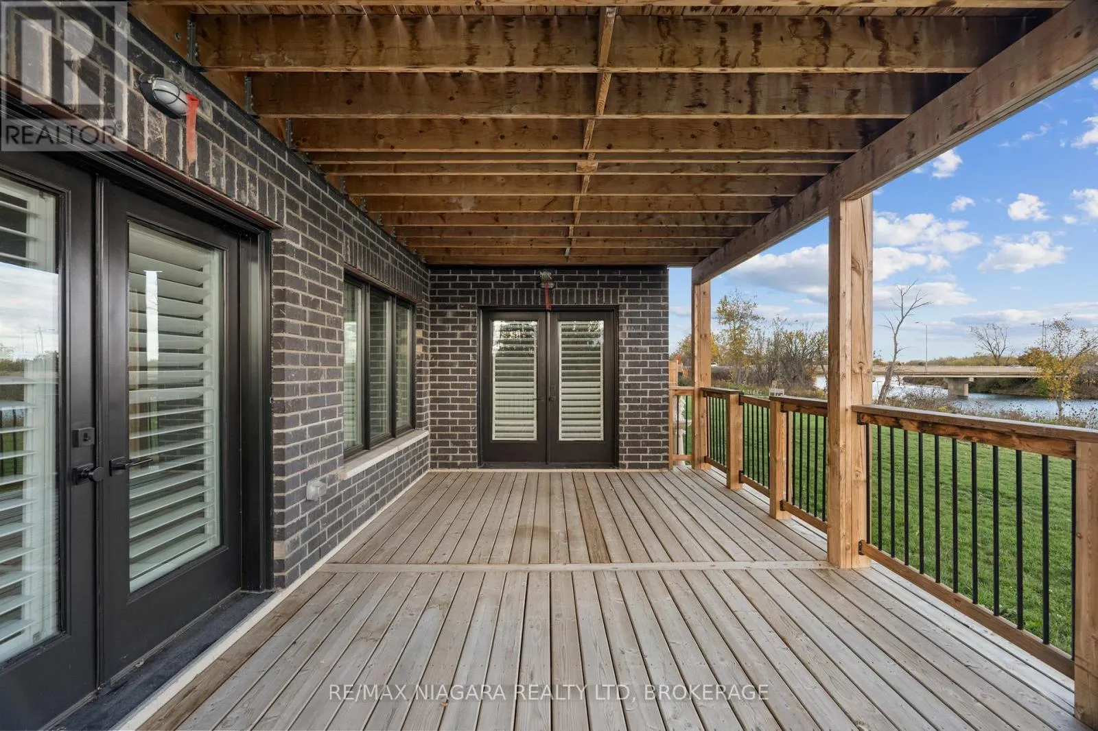 252 COLBECK DRIVE
