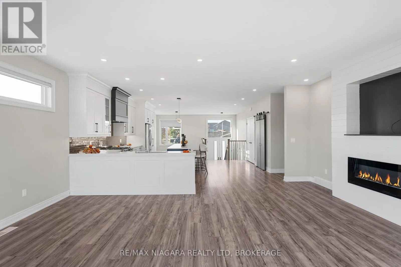 252 COLBECK DRIVE