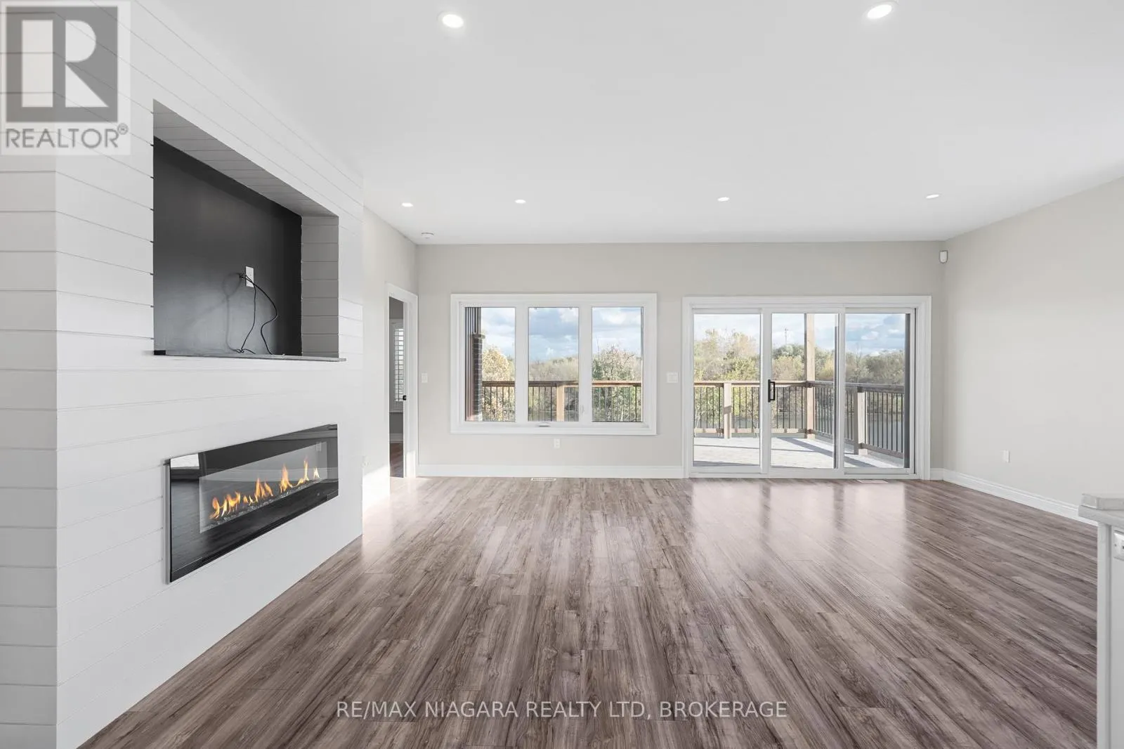 252 COLBECK DRIVE