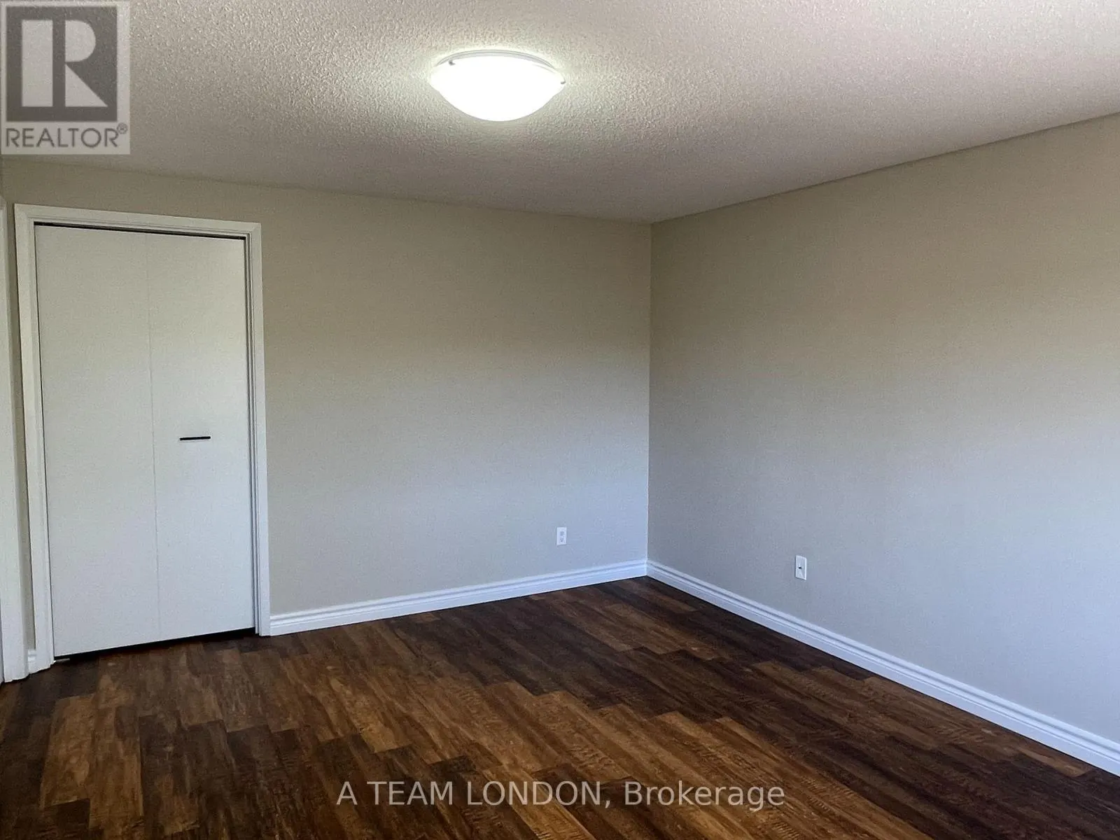 53 - 35 WATERMAN AVENUE, #53