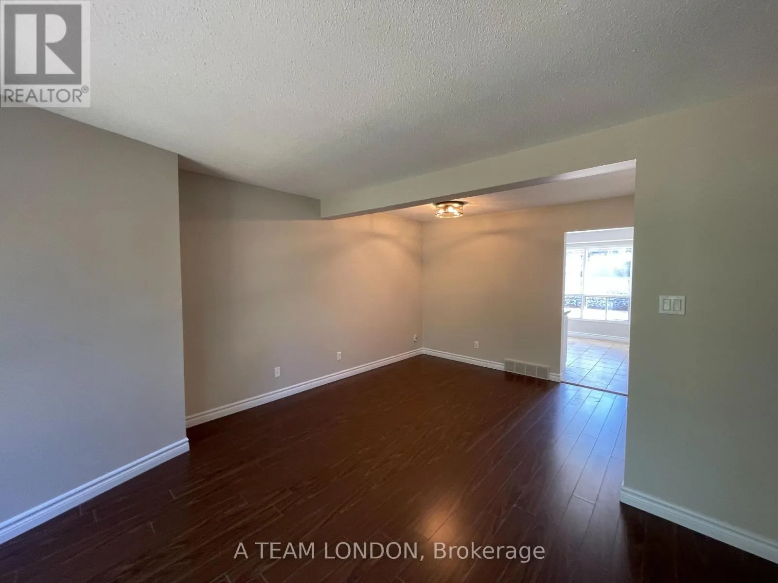 53 - 35 WATERMAN AVENUE, #53