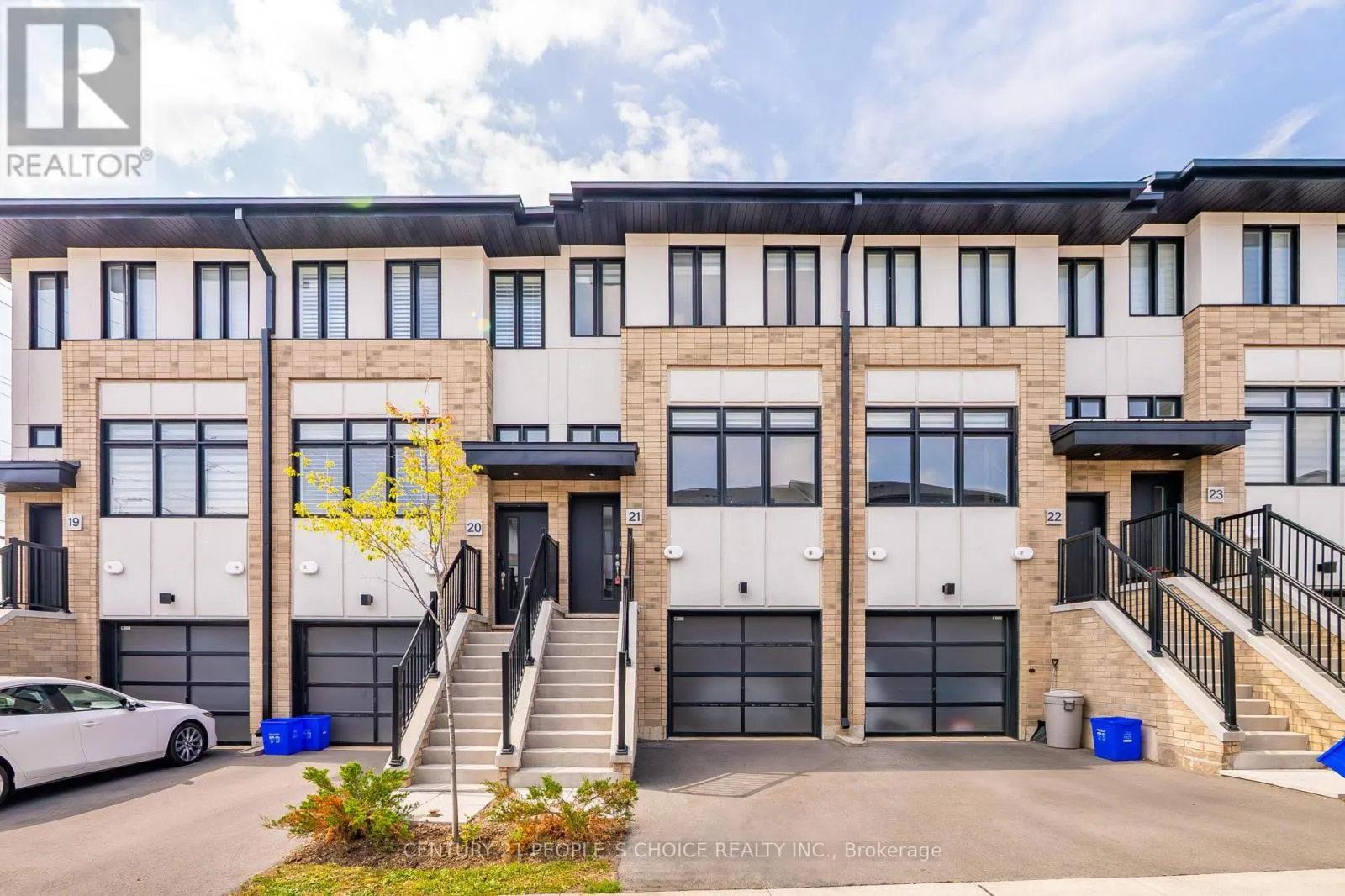 21 - 527 SHAVER ROAD