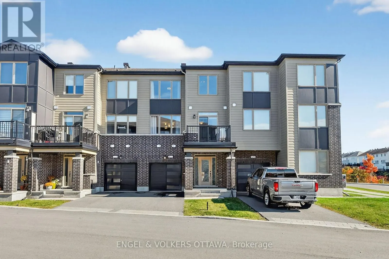 827 KINIW PRIVATE SE