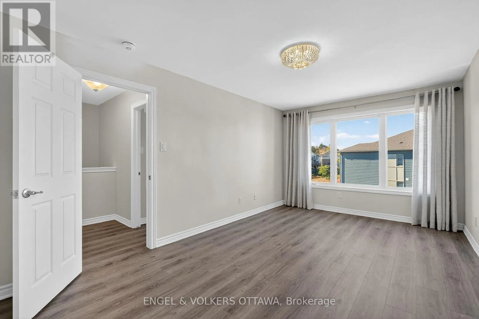 827 KINIW PRIVATE SE