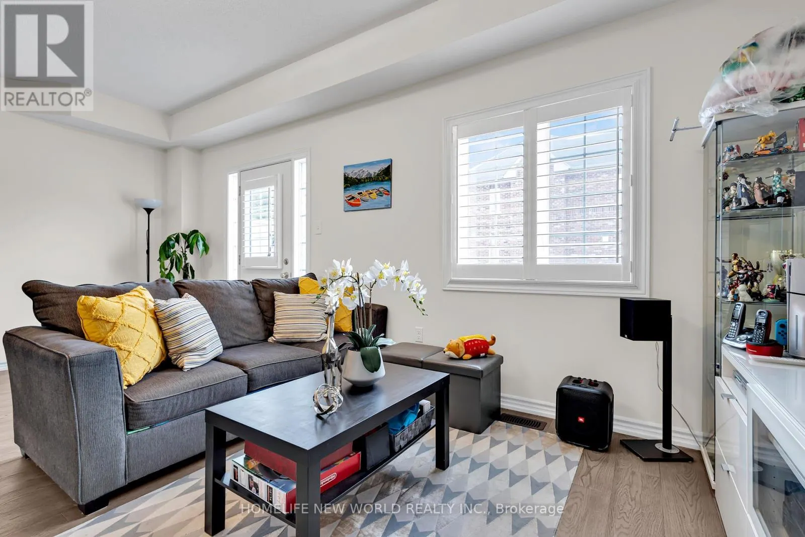 71 - 88 DECORSO DRIVE