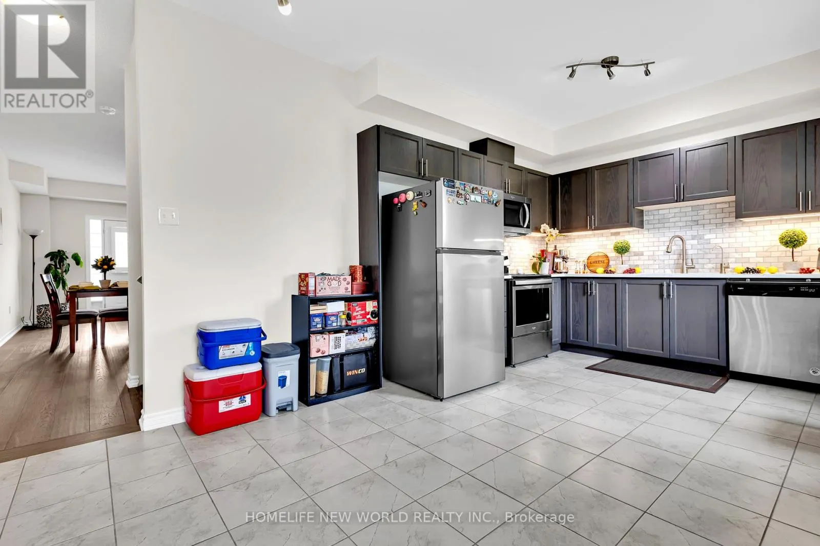 71 - 88 DECORSO DRIVE