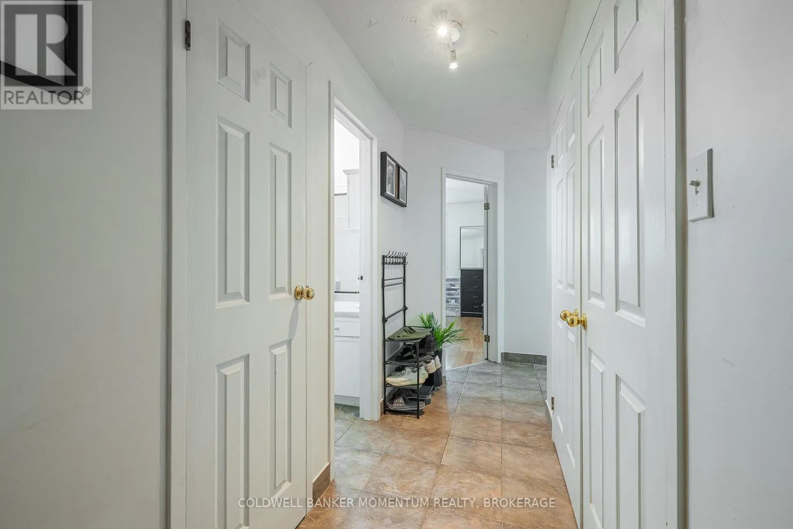 301 - 78 WELLAND STREET N, #301