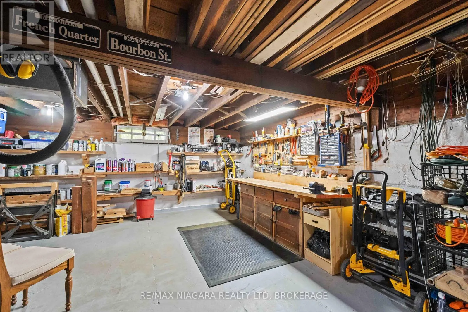 5761 PRINCE EDWARD AVENUE