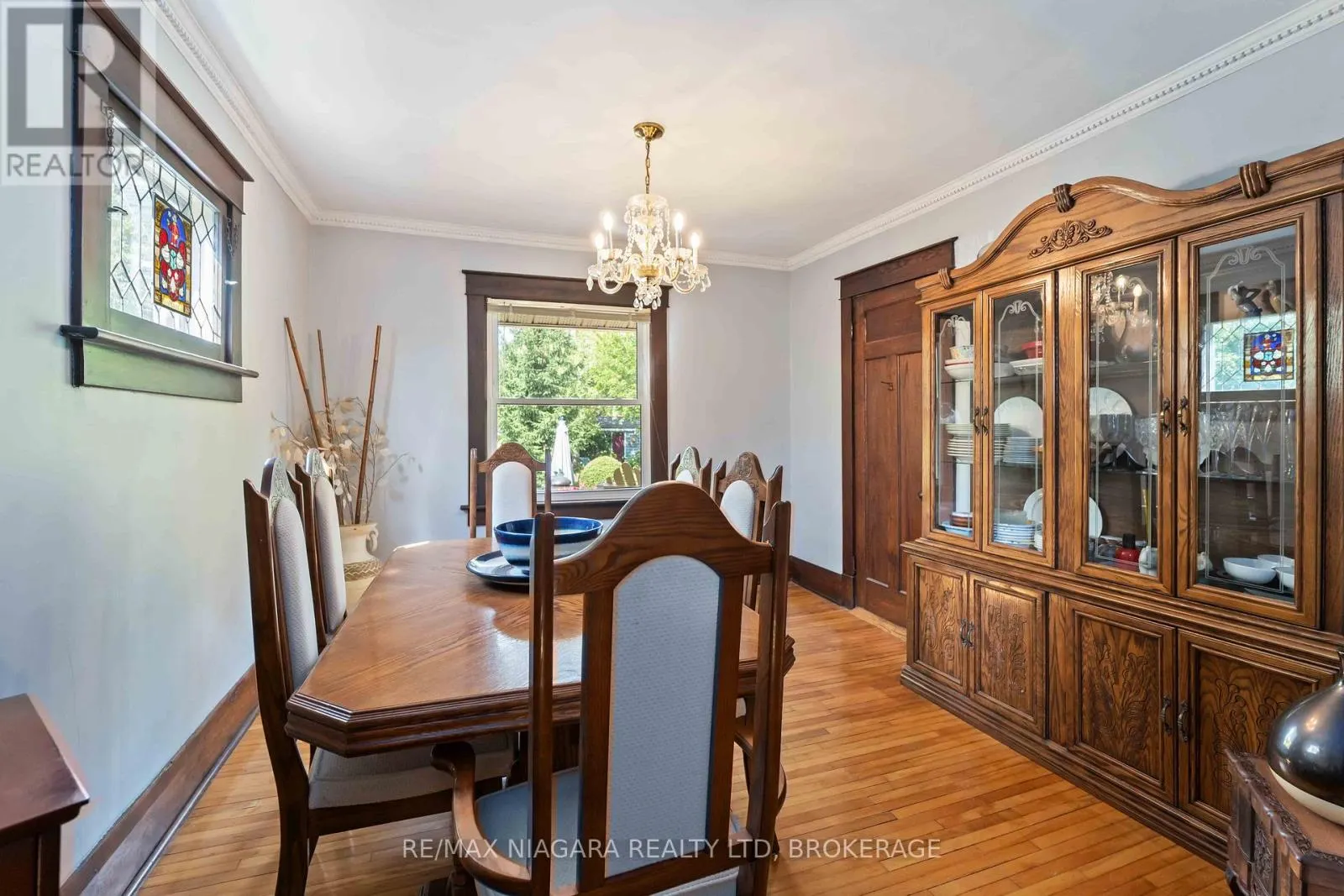 5761 PRINCE EDWARD AVENUE