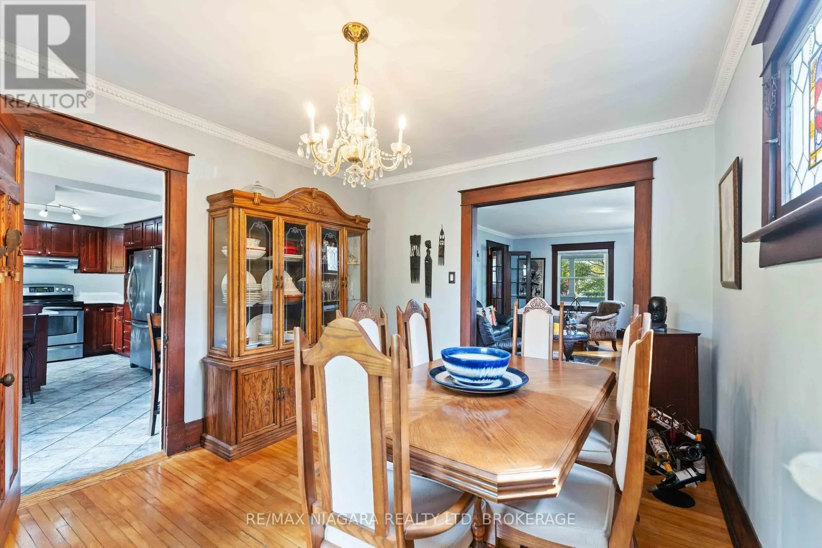 5761 PRINCE EDWARD AVENUE