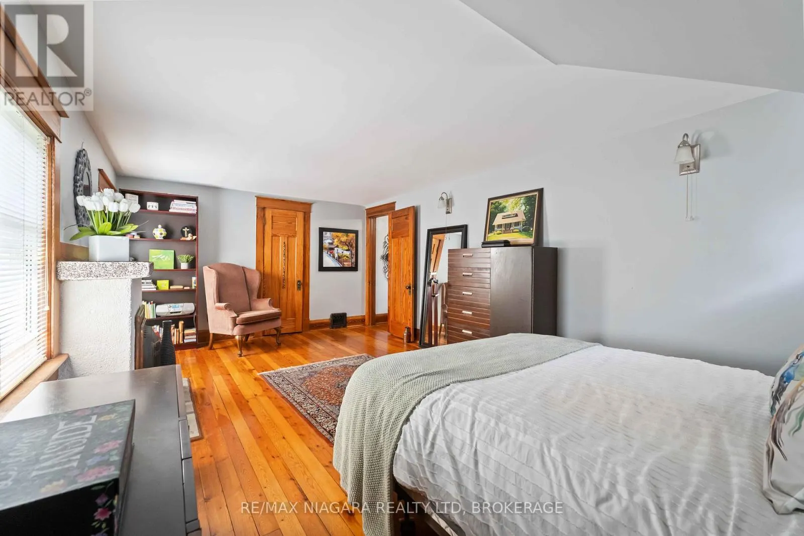 5761 PRINCE EDWARD AVENUE