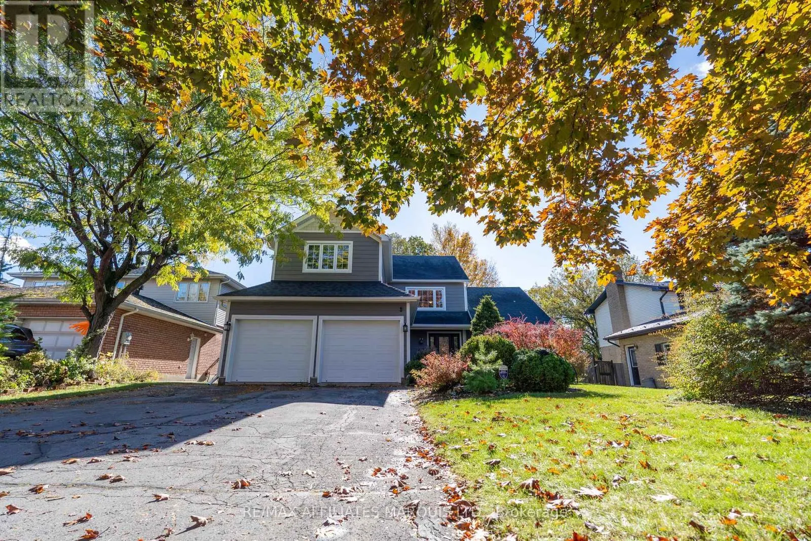 865 CHELSEA CRESCENT