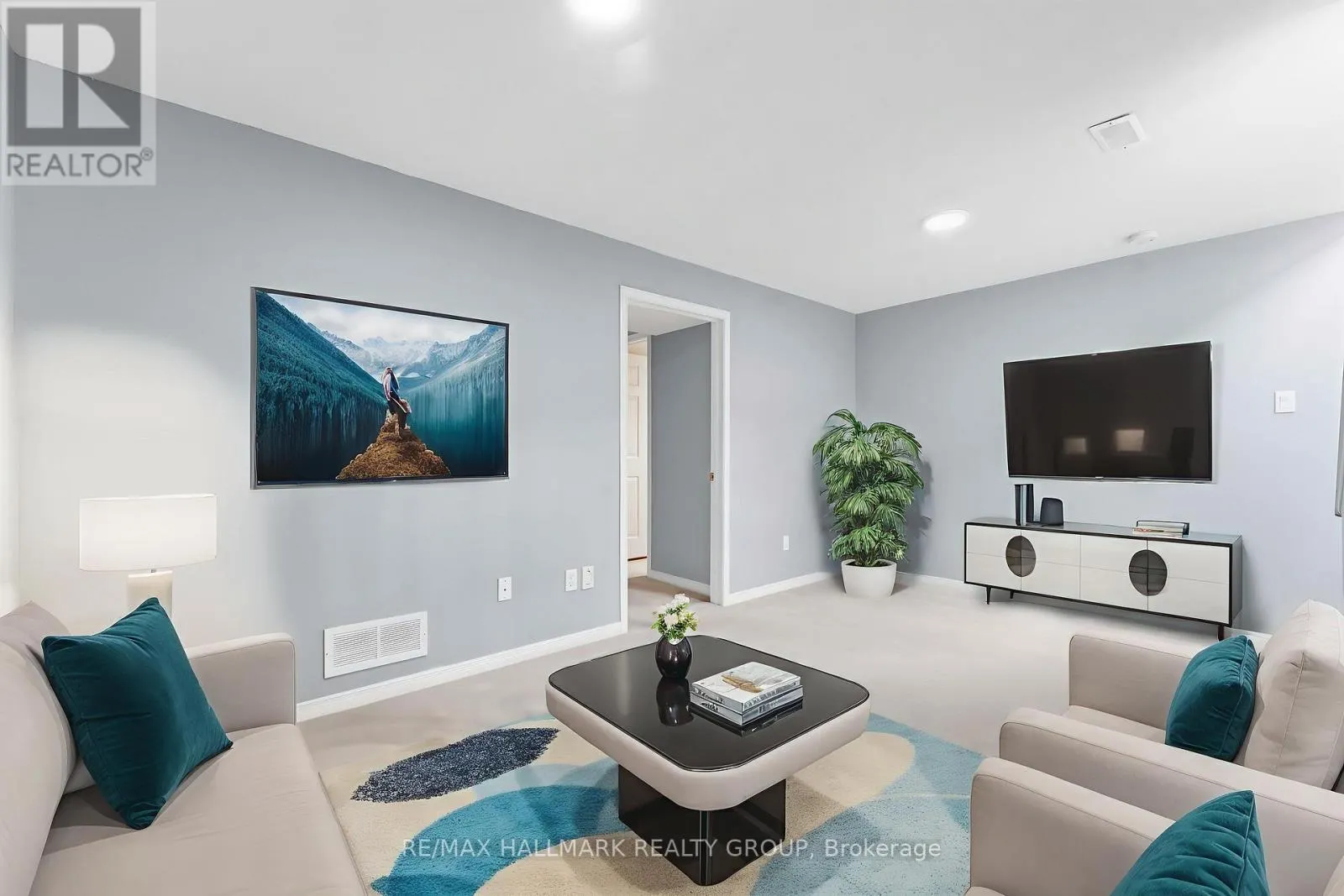 1072 BRASSEUR CRESCENT