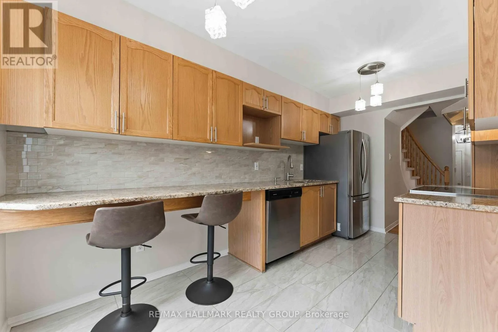 1072 BRASSEUR CRESCENT