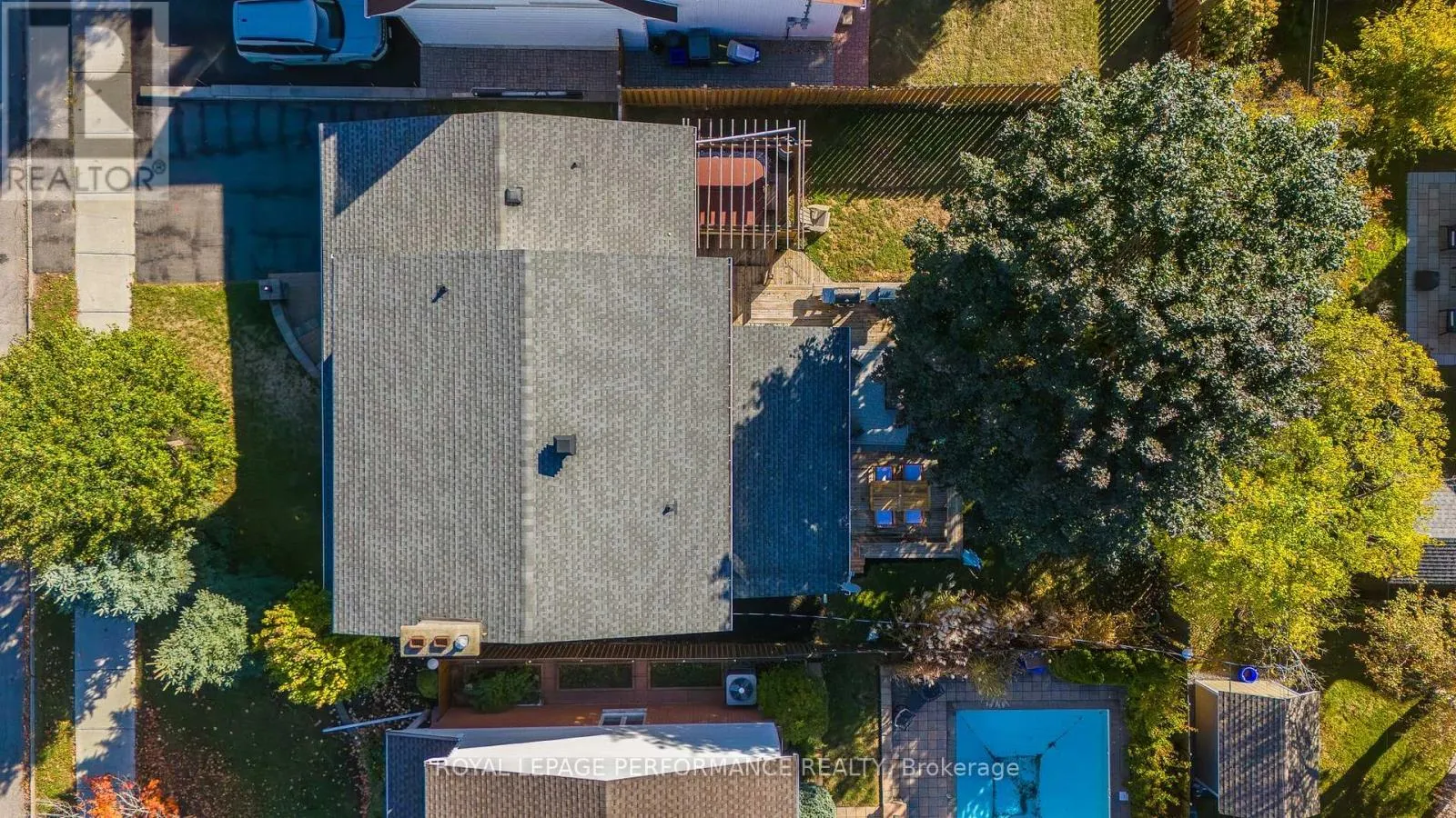3026 SOUTHMORE DRIVE E