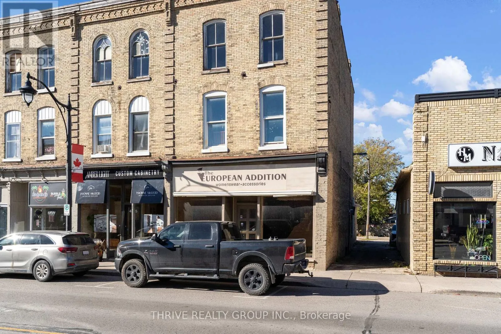 403 MAIN STREET S