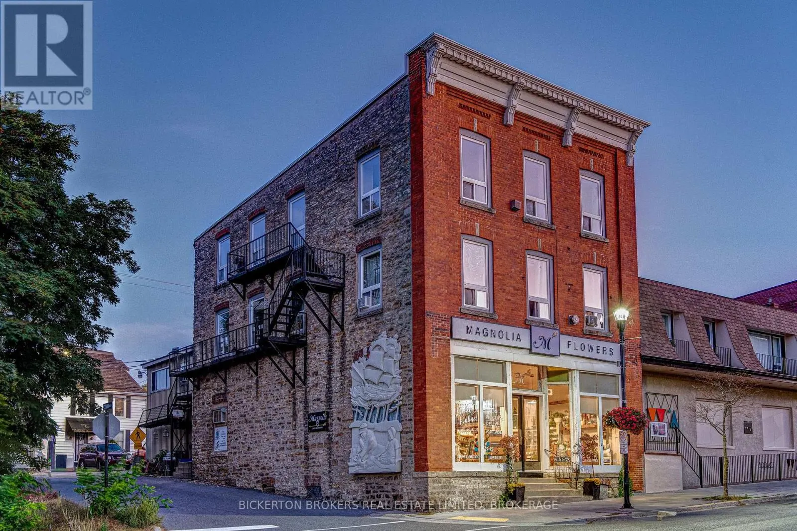 66 KING STREET E
