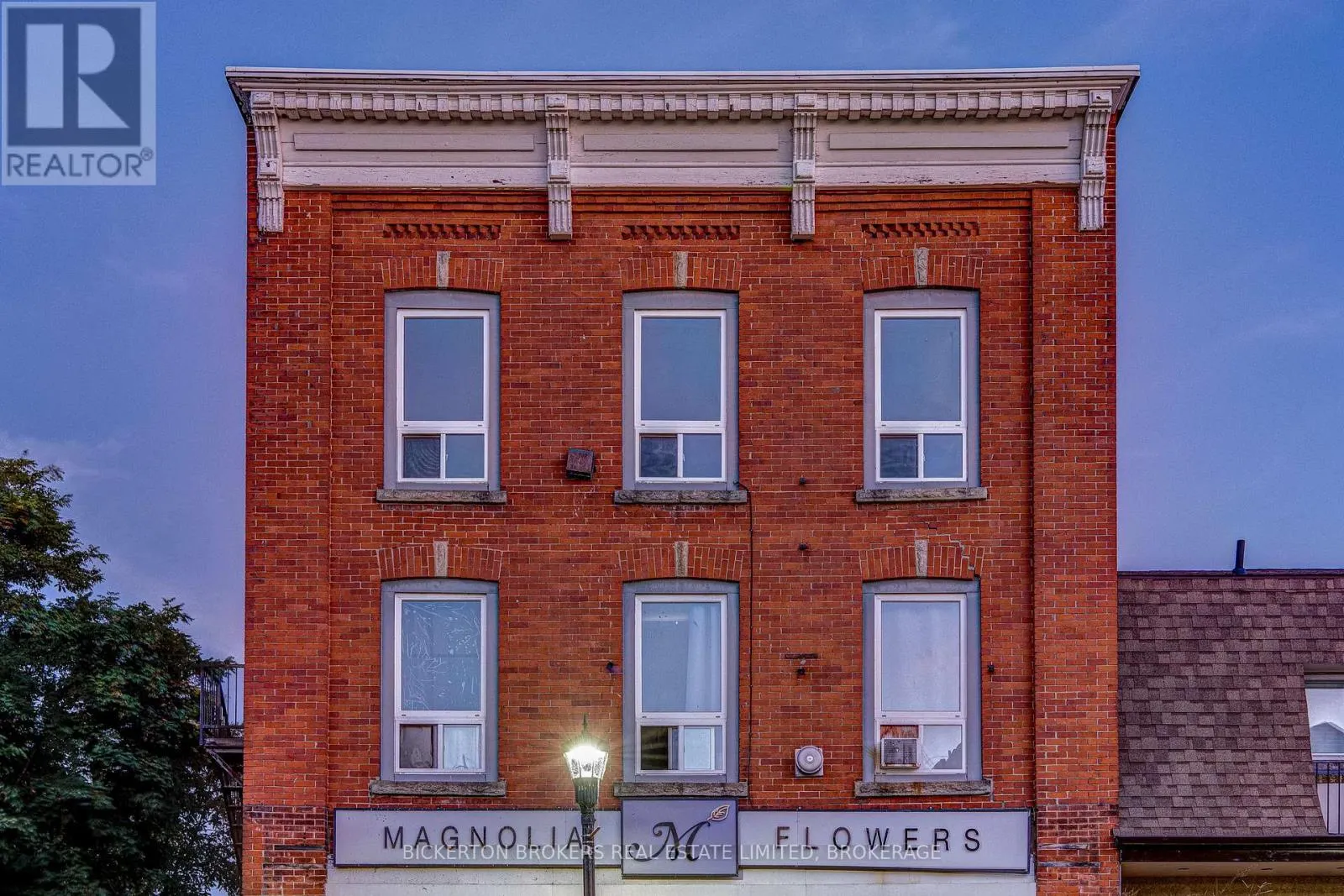 66 KING STREET E
