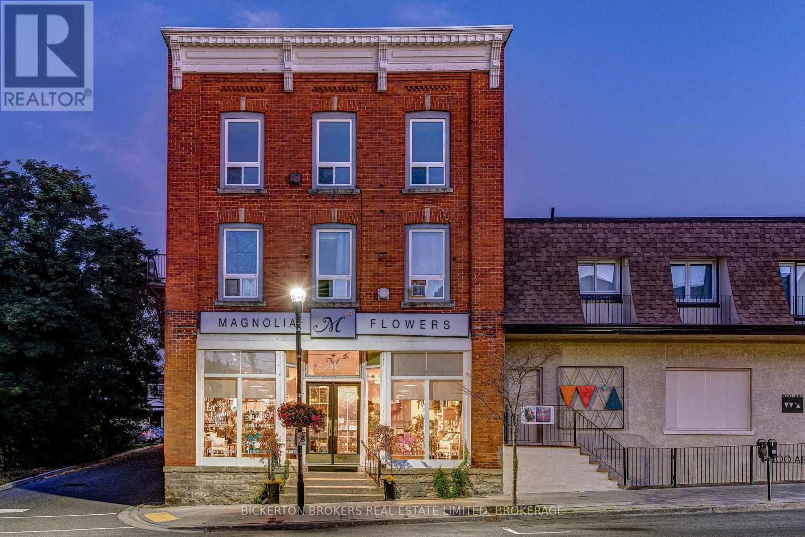 66 KING STREET E