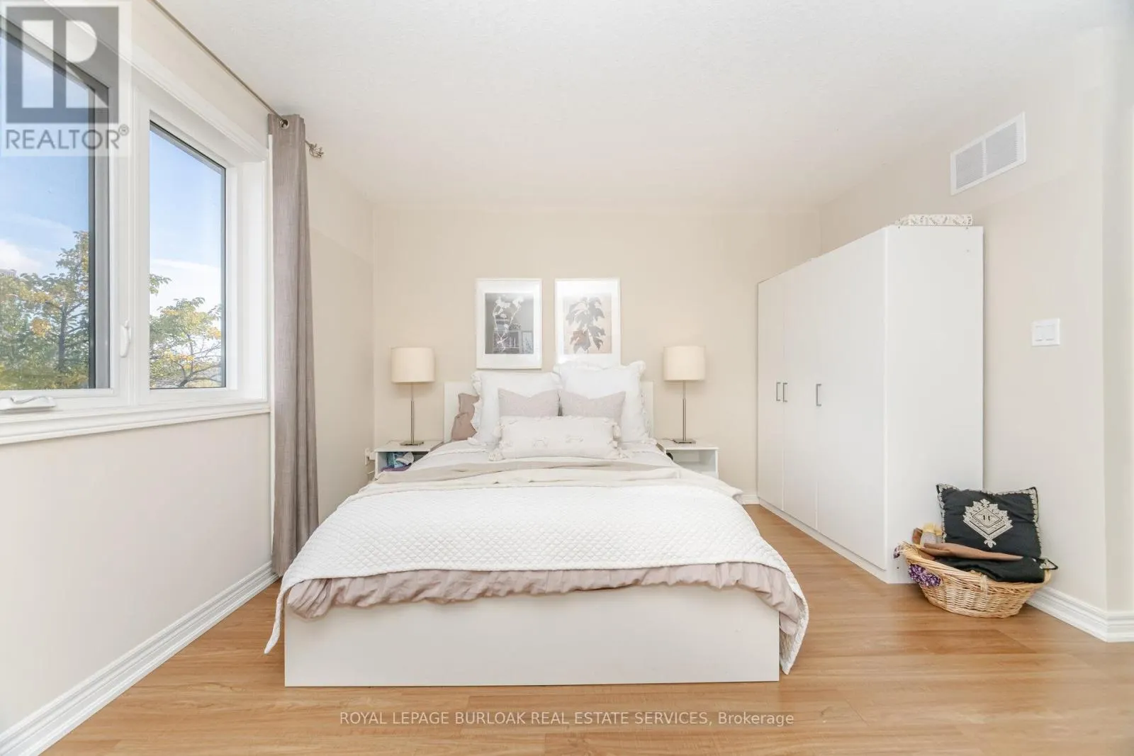 235 MEAD AVENUE